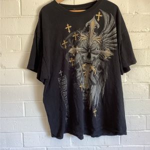 Black and gold skull tshirt